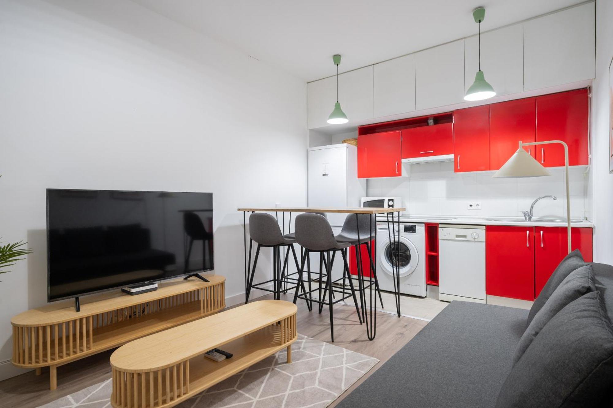 Apartamento En Chueca Para 4 Personas Alquiler Temporal Madrid Luaran gambar