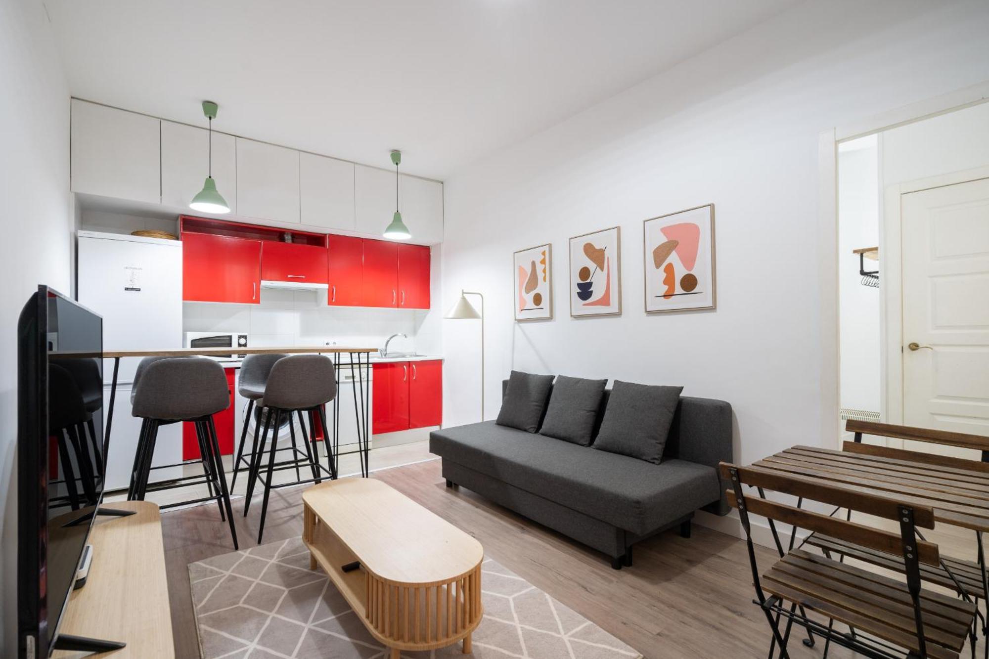 Apartamento En Chueca Para 4 Personas Alquiler Temporal Madrid Luaran gambar