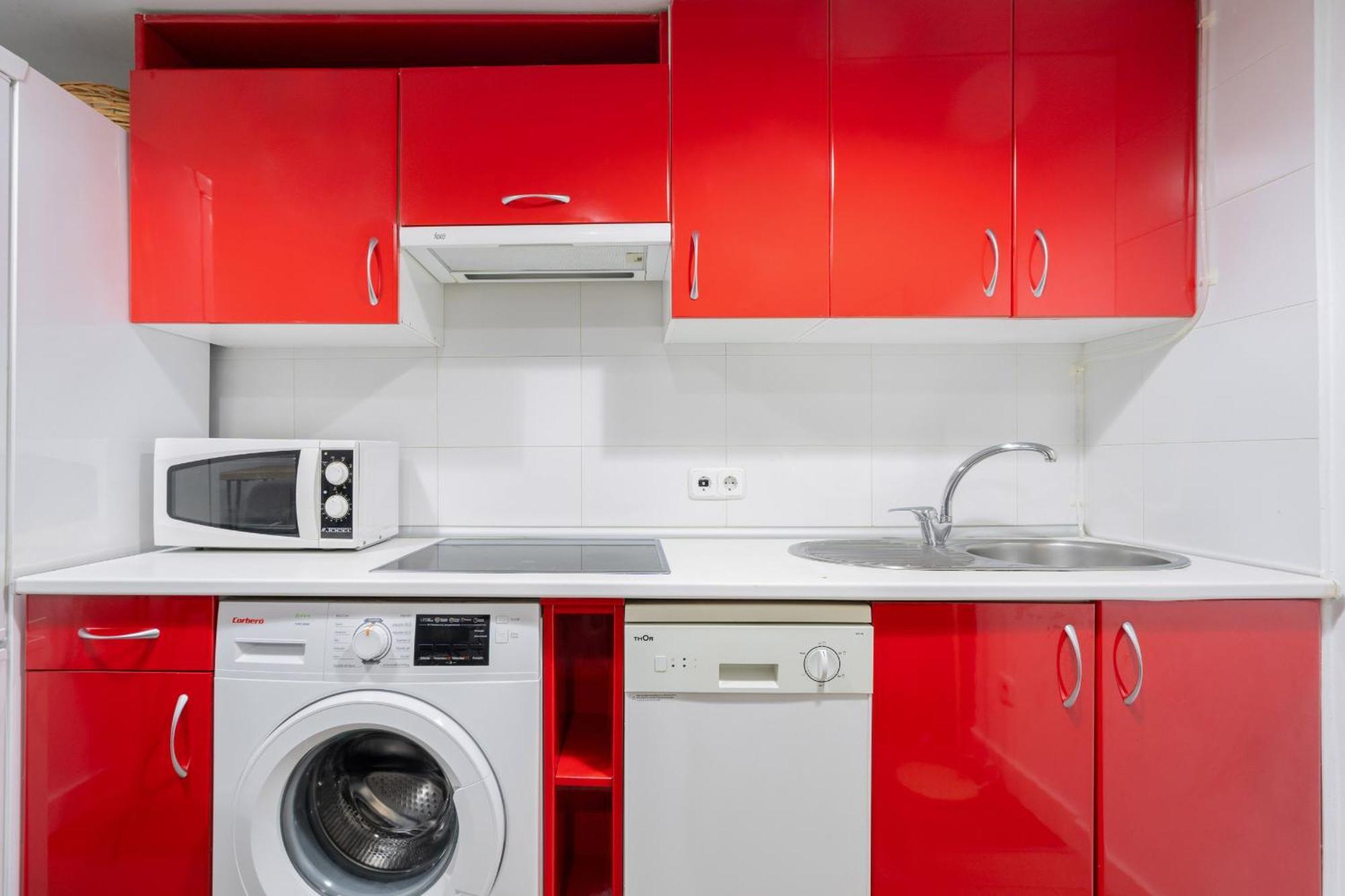 Apartamento En Chueca Para 4 Personas Alquiler Temporal Madrid Luaran gambar
